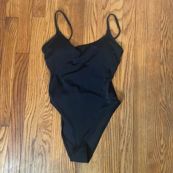 Andie The Cheeky Amalfi One Piece‎ Swimsuit Black size Medium NWT